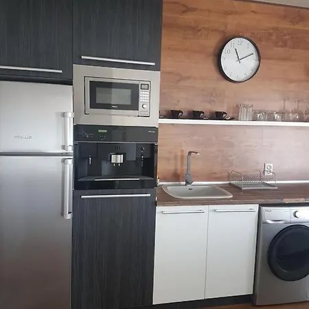 Luxury 2 Karlovo