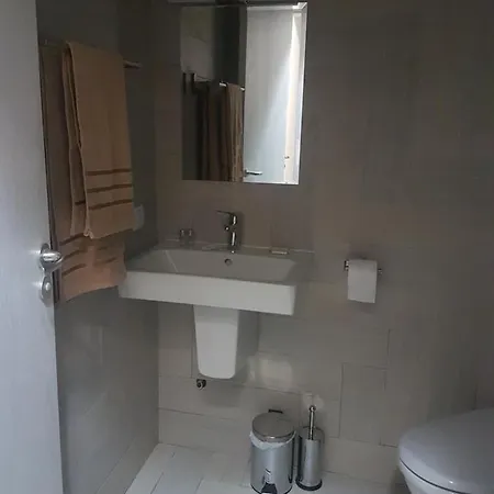 Luxury 2 * Karlovo